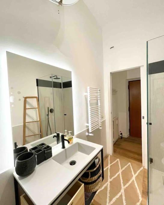 Aphrodite Apartment Piazza Venezia Рим Екстер'єр фото